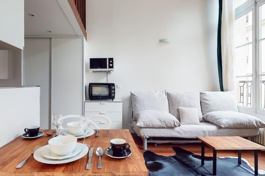 Appartamento Chez Gustave: Clim Calm,saint Paul Marais, 2guests *
