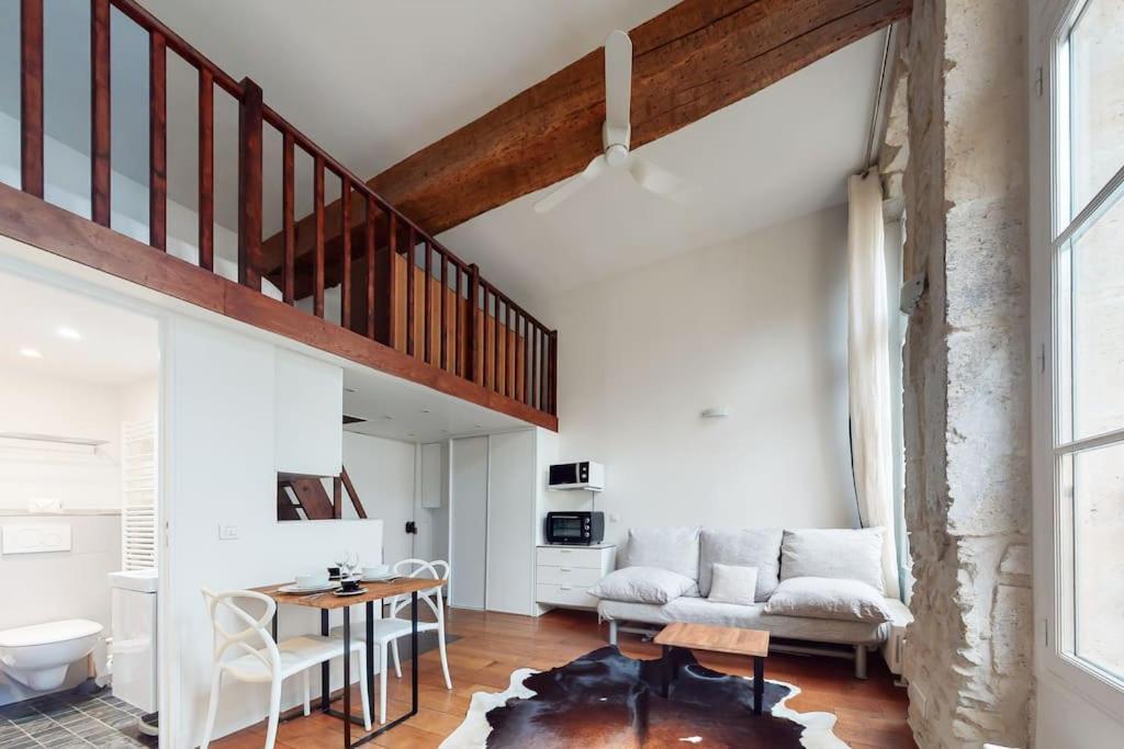 Chez Gustave: Clim Calm,saint Paul Marais, 2guests Parigi