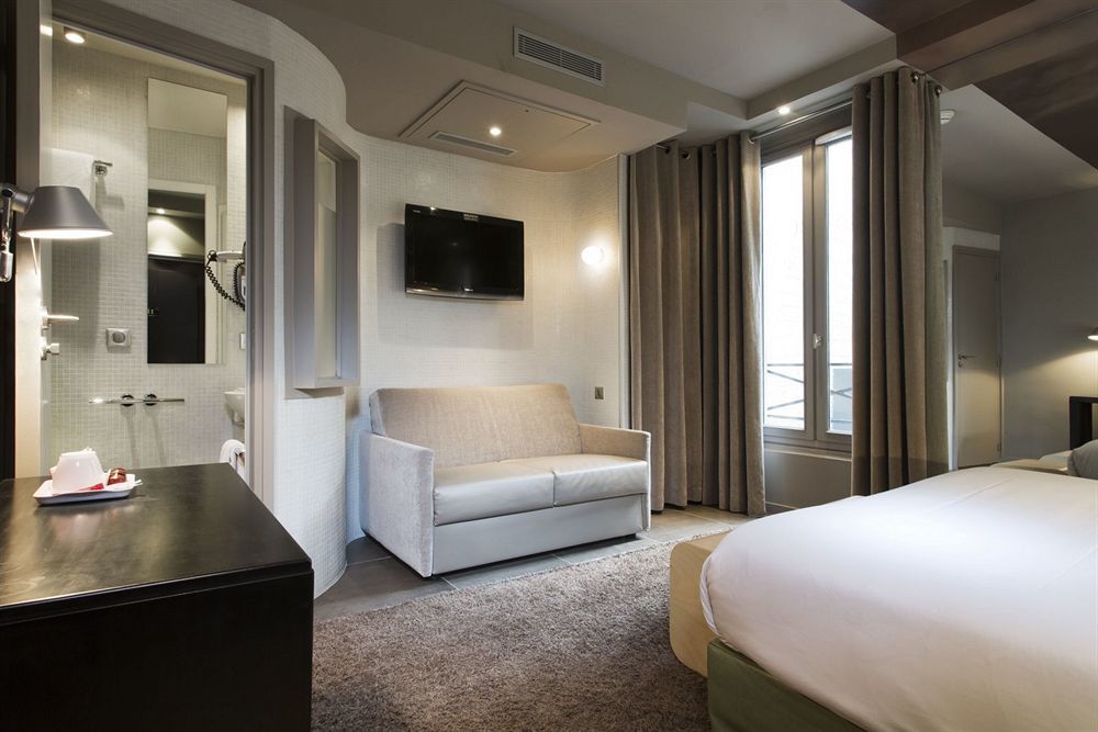 Du Cadran Hotel 4*