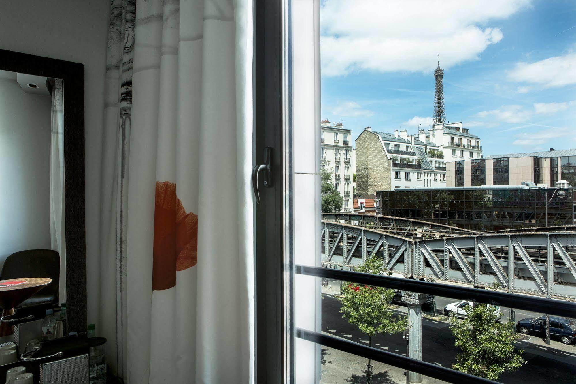 Le Parisis - Tour Eiffel