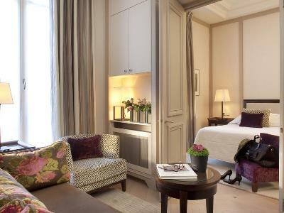 Hotel De L'arcade Parigi