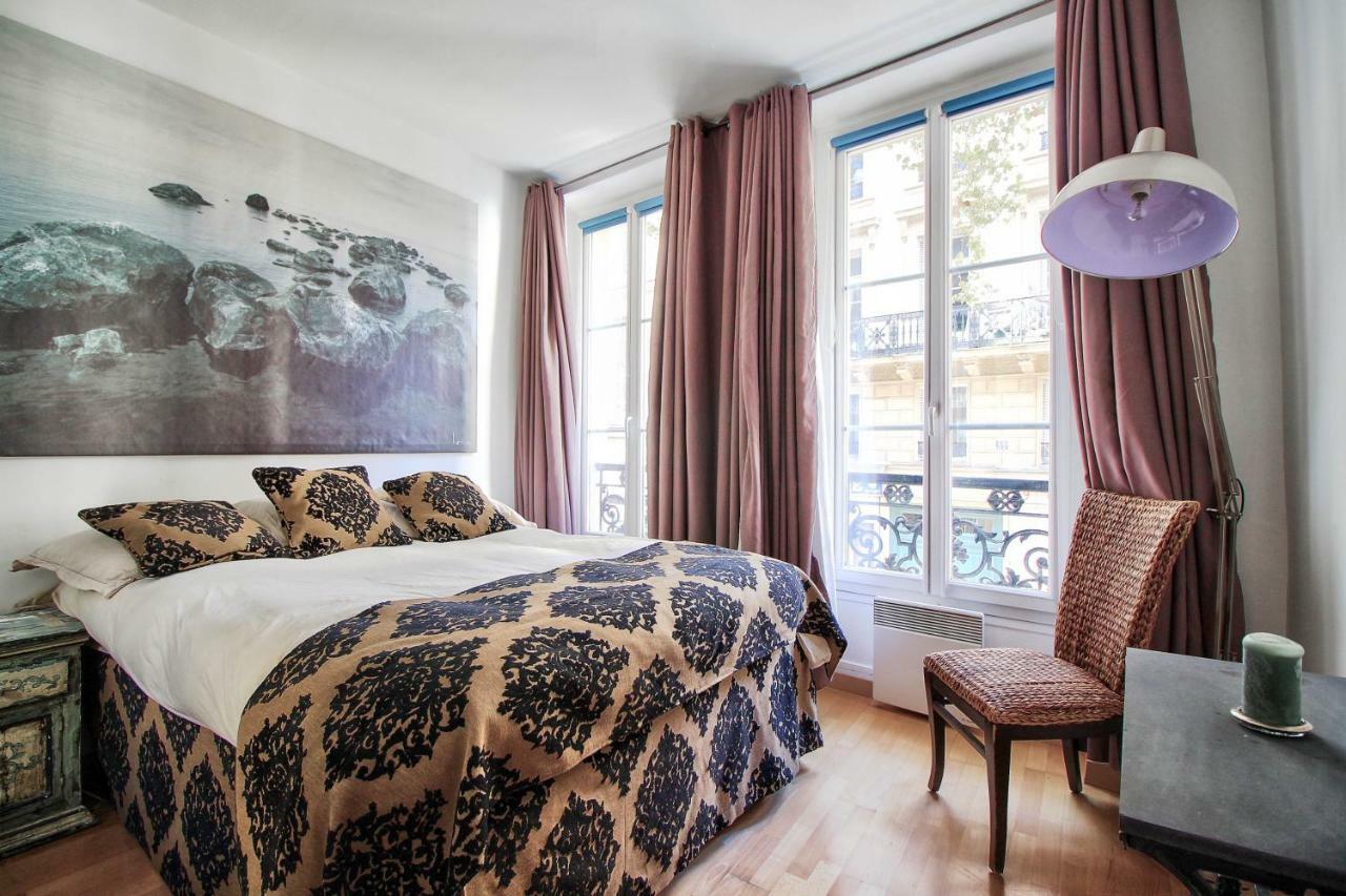 Legendary Rue Du Temple 4/5 Bedrooms *