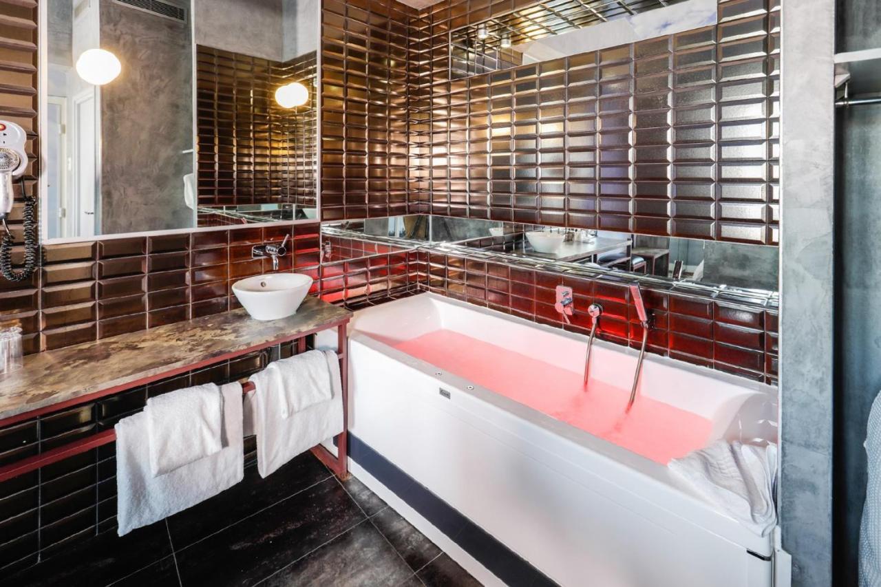 Apostrophe Hotel Parigi
