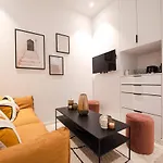 Lovely Home in Champs Elysées - With AC