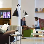9Hotel Republique
