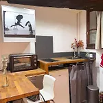 Magnifique Studio Cosy En Plein Coeur De Paris!