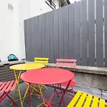 Amazing Terrasse In Center Of Paris