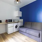 Montmartre/Moulin Rouge Studio