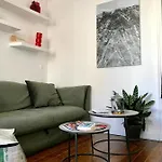 Appartement Design Et Lumineux A 3 Min Du Metro Jaures