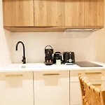New Luxury & Cozy Apartment - 6P