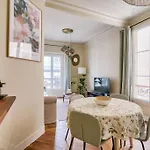 Superb 1 Bed Flat 5Min Walk From The Louvre