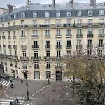 Guest Room Nearby Champs Elysees