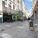 Marais - Rosiers Charming Apartment 2 Peoples