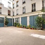 Marais - Rosiers Charming Apartment 2 Peoples