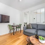 Luxurious Apartment In Center Of Paris
