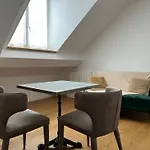 Paris - Notre Dame - Pantheon - Luxembourg - 30 M2