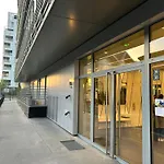 New Upscale 1 Bedroom Apartment
