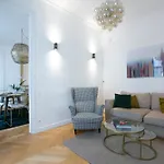 Classy 2 Bedroom Apartment - G03