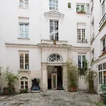 Charming Apt Rue St Andre Des Arts