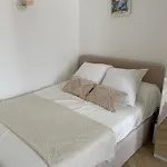 Charmant Studio Perche Sur Les Toits, 16 Eme Quartier Calme Securise- Proche Quai Seine Roland Garros