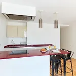 Latin Quarter - 1Br With Balcony - Cityapartmentstay