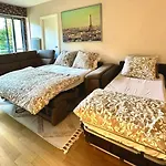 Champs Elysees Apartment