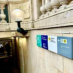 Champs Elysees Apartment