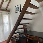Cozy Mezzanine Studio In The Heart Of Paris
