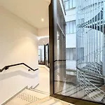 Parisian Home L Montmartre