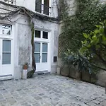Saint-Germain Des Pres Apartment 2