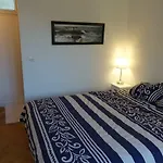 Sunny And Quiet Apartment