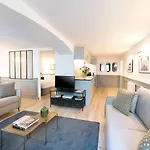 Livinparis - Luxury 4 Bedrooms Le Louvre I