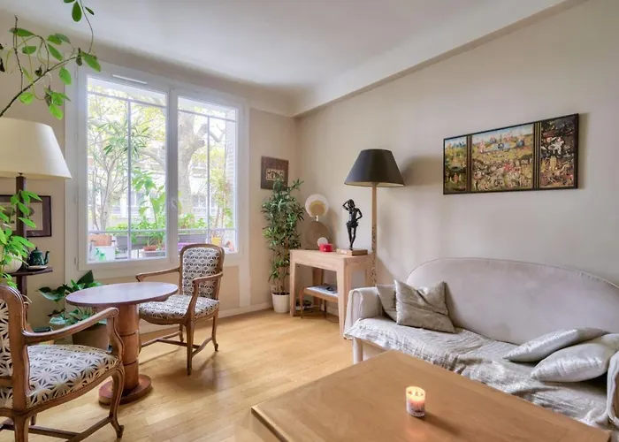 Cozy Apartment For 4 People