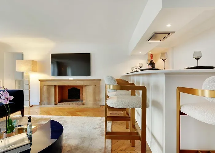 Elegant Apartment - 2Bd-6P - Avenue Montaigne