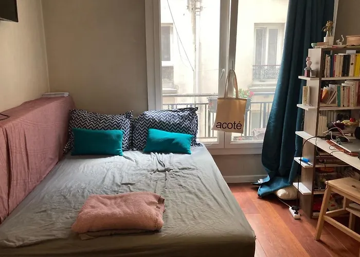 Bright And Quiet Studio In Paris 12Th