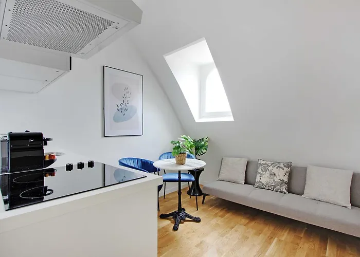 Charming Apartment - 1Br-3P -Trocadero