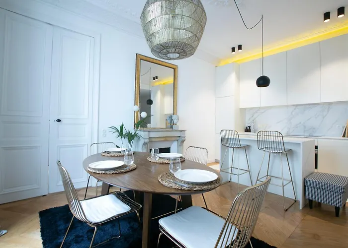 Classy 2 Bedroom Apartment - G03