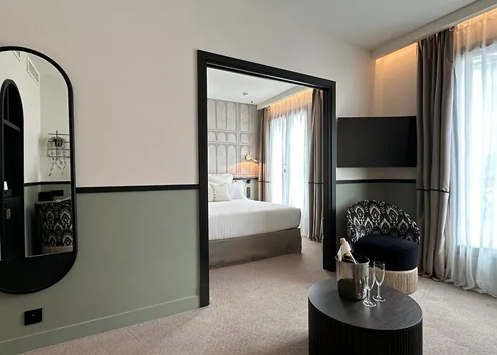 Hotel Grand Coeur Latin