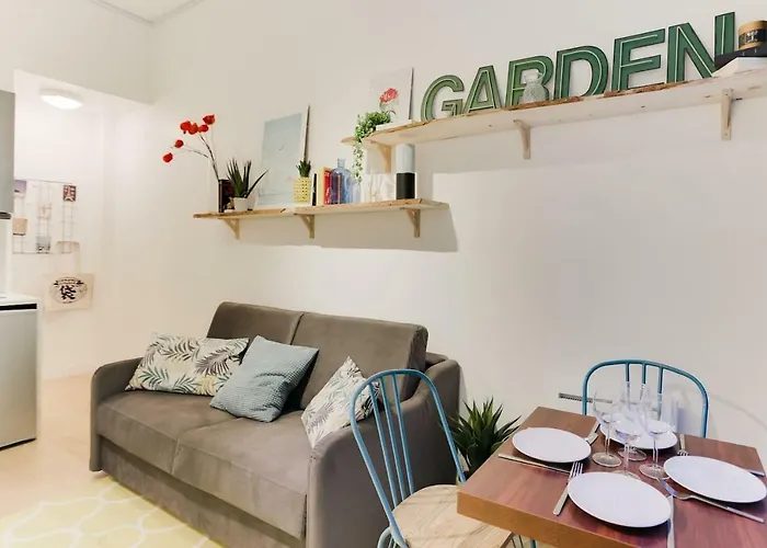 Design Apartment For 4 People Between Louvre & Opera