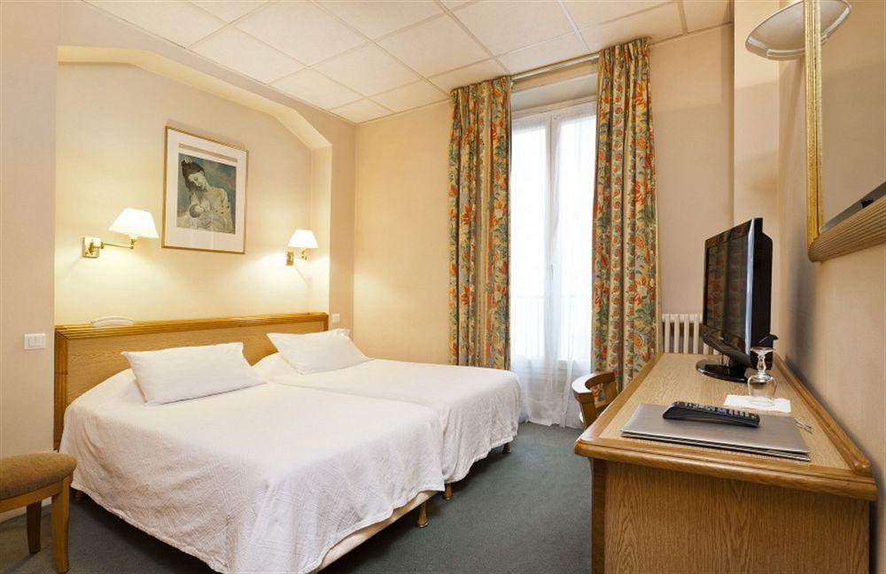 Royal Opera Hotel