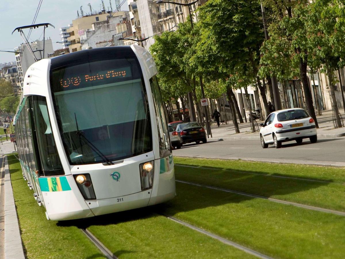 Ibis Budget Porte D'orleans 2* Parigi