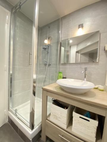 Montparnasse Cozy Flat * Parigi