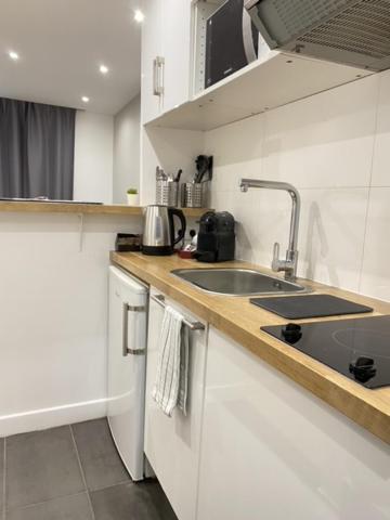 Montparnasse Cozy Flat * Parigi
