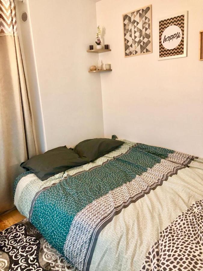 Bed & Breakfast La Maison De L'alesia *