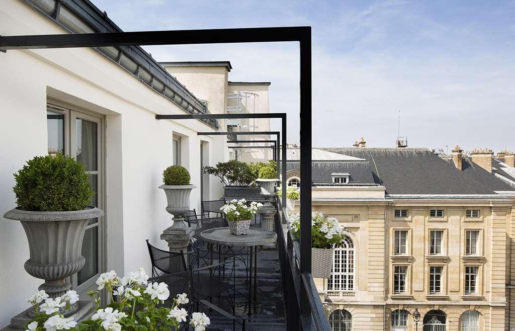 Des Grands Hommes 3* Parigi