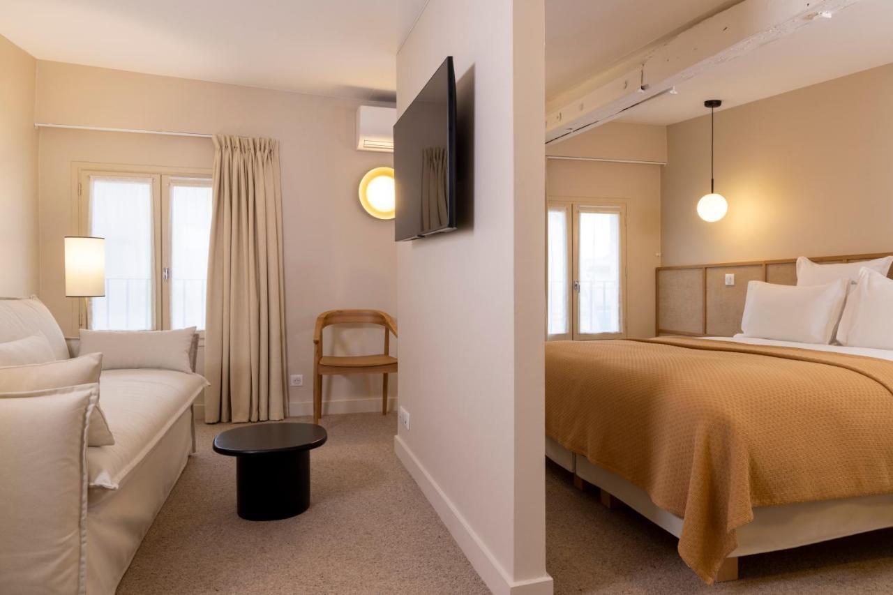 Joe M Hotel