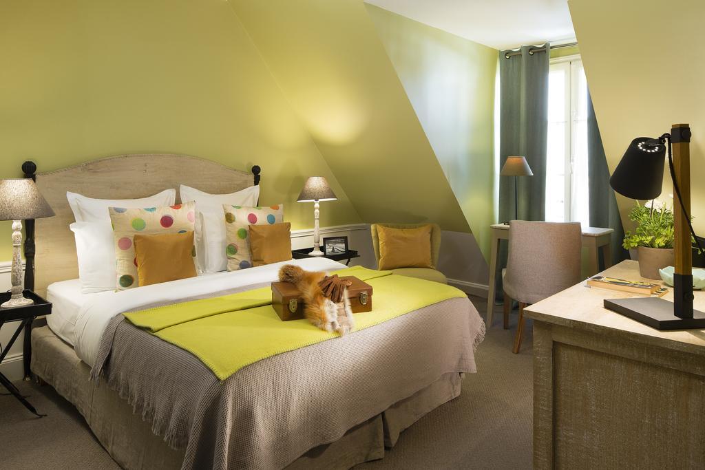 Hotel Maison Chomel 3*