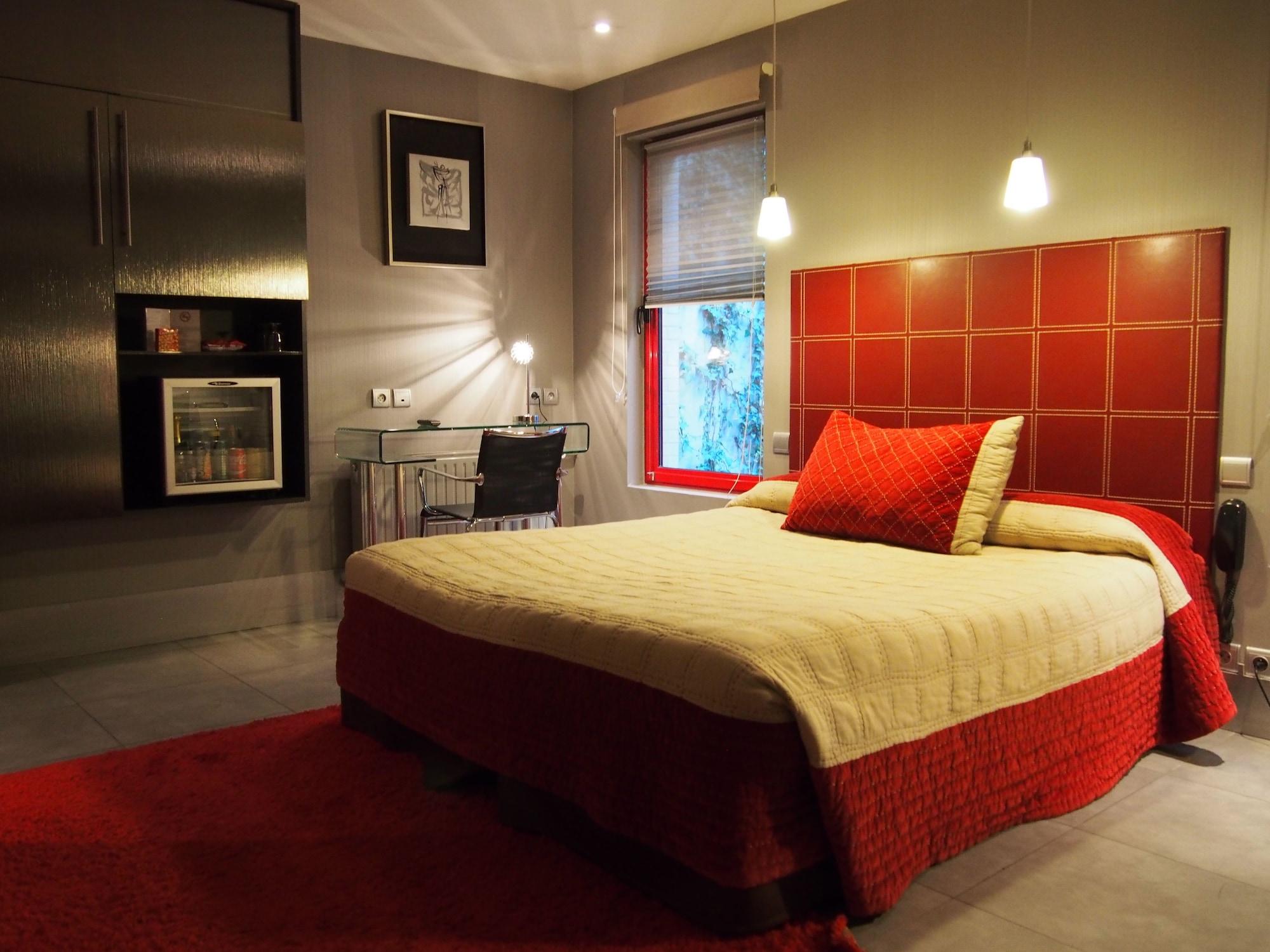Hotel Porte De Versailles 3*