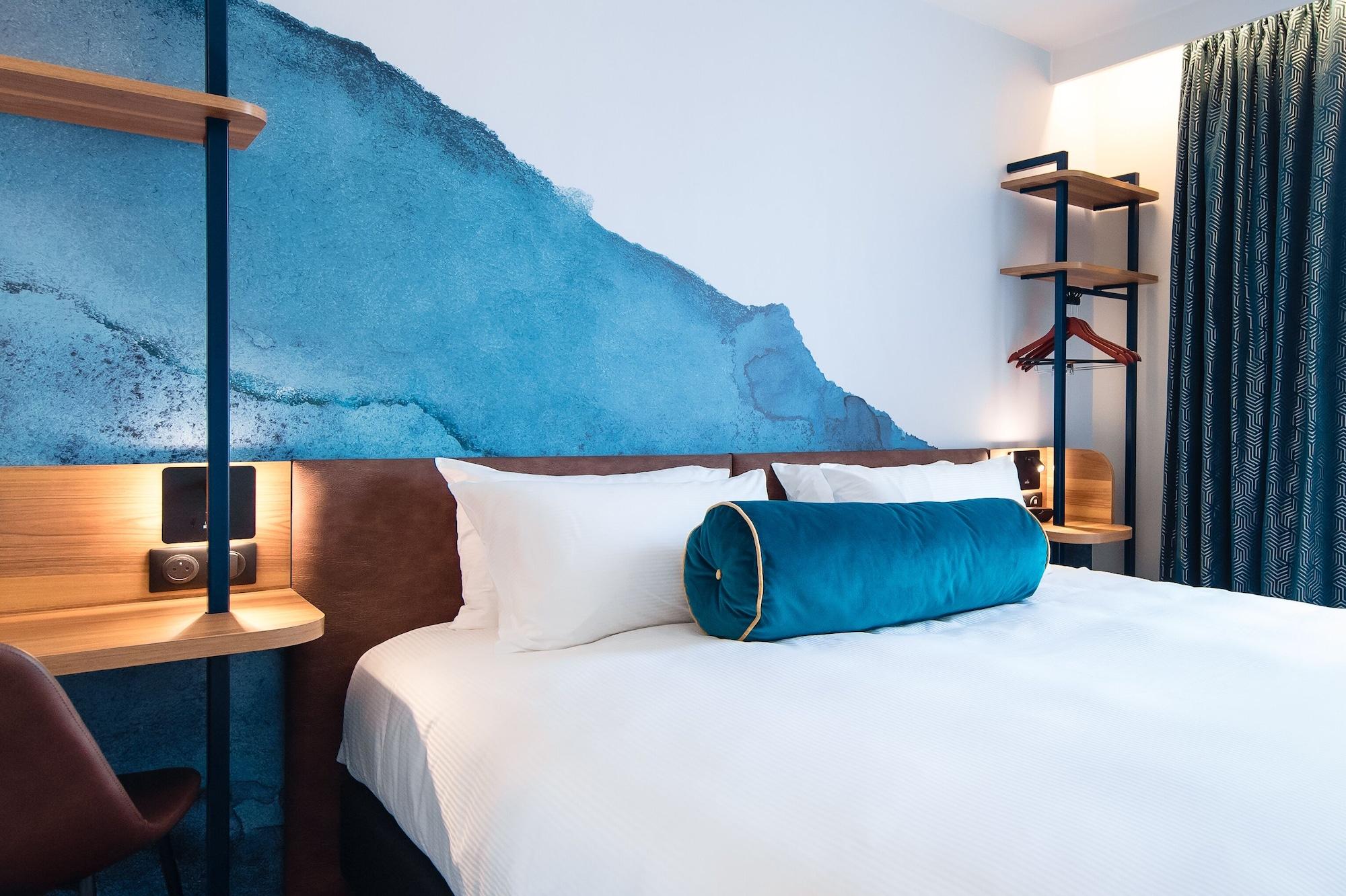 Hotel Bleu De Grenelle - Tour Eiffel 4*