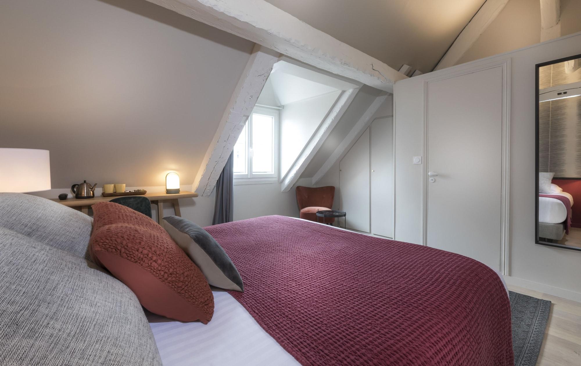 Hotel Jeanne D'arc Le Marais 3*